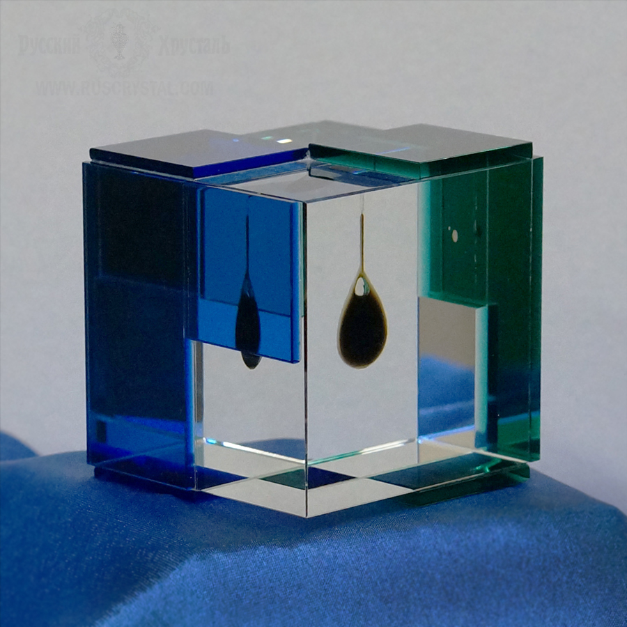 сувенир  с каплей нефти внутри стекла 