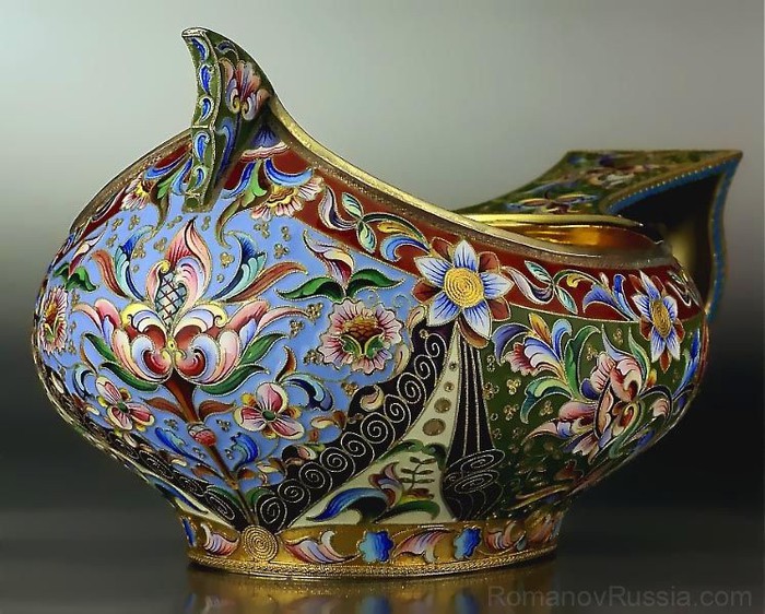 ковш из серебра с эмалями Мария Семенова около 1910 г