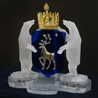 сложные призы награды корпоративные  из хрусталя и стекла выполненные в технике художественного литья